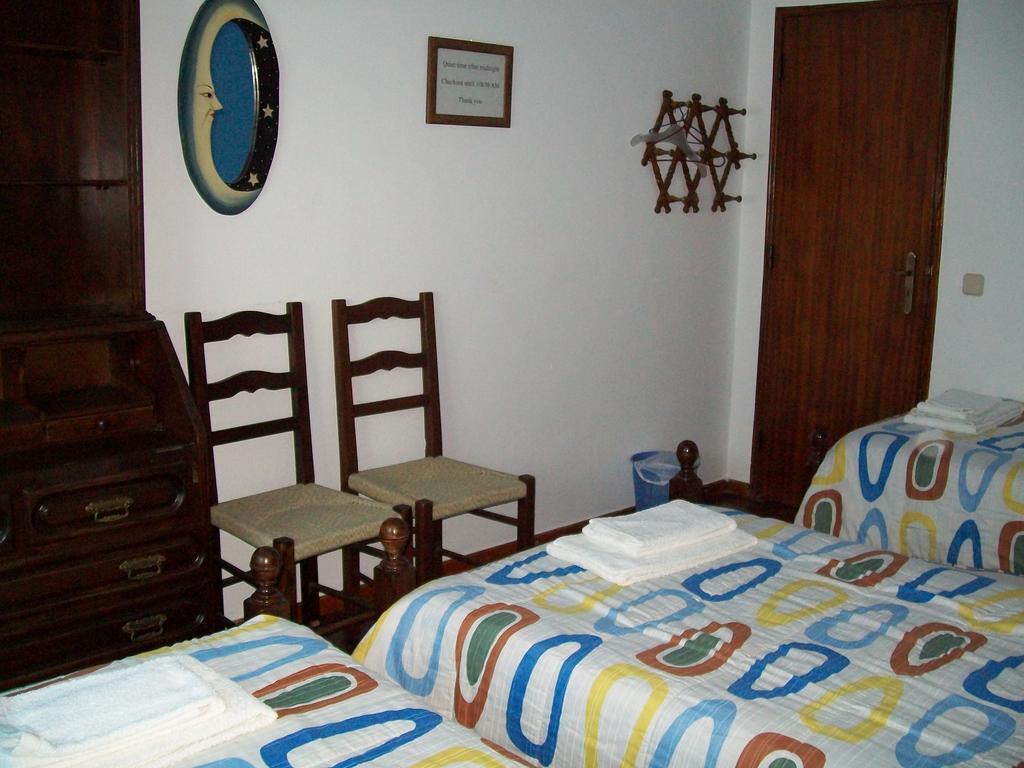 Pacheco'S Guesthouse Lagos Eksteriør billede